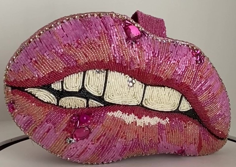 36 Pink Lips Beaded Handbag